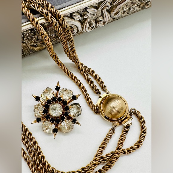 Vintage Box Clasp Rope Necklace & Rhinestone Brooch - Picture 5 of 15